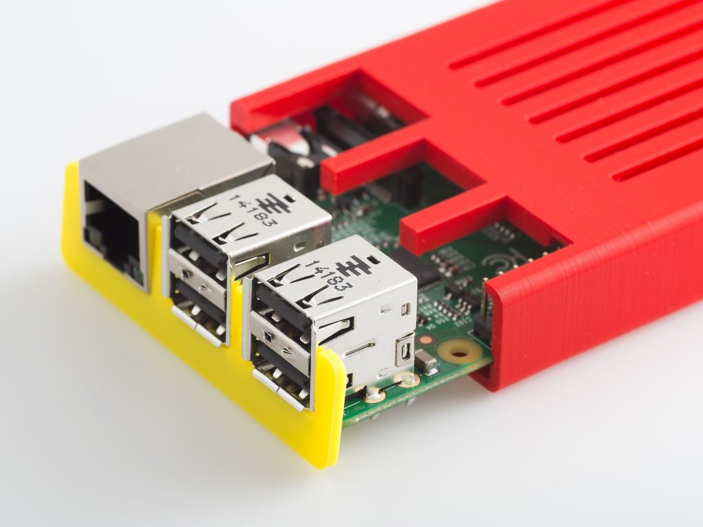 Cenikli Raspberry Pi 3 B+ Elektronik Kart Kutusu