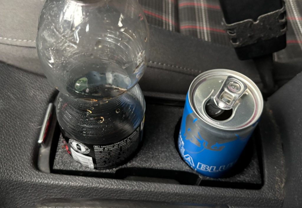 Cenikli Volkswagen Golf 5 & 6 Bardaklık, Bardak Tutucu